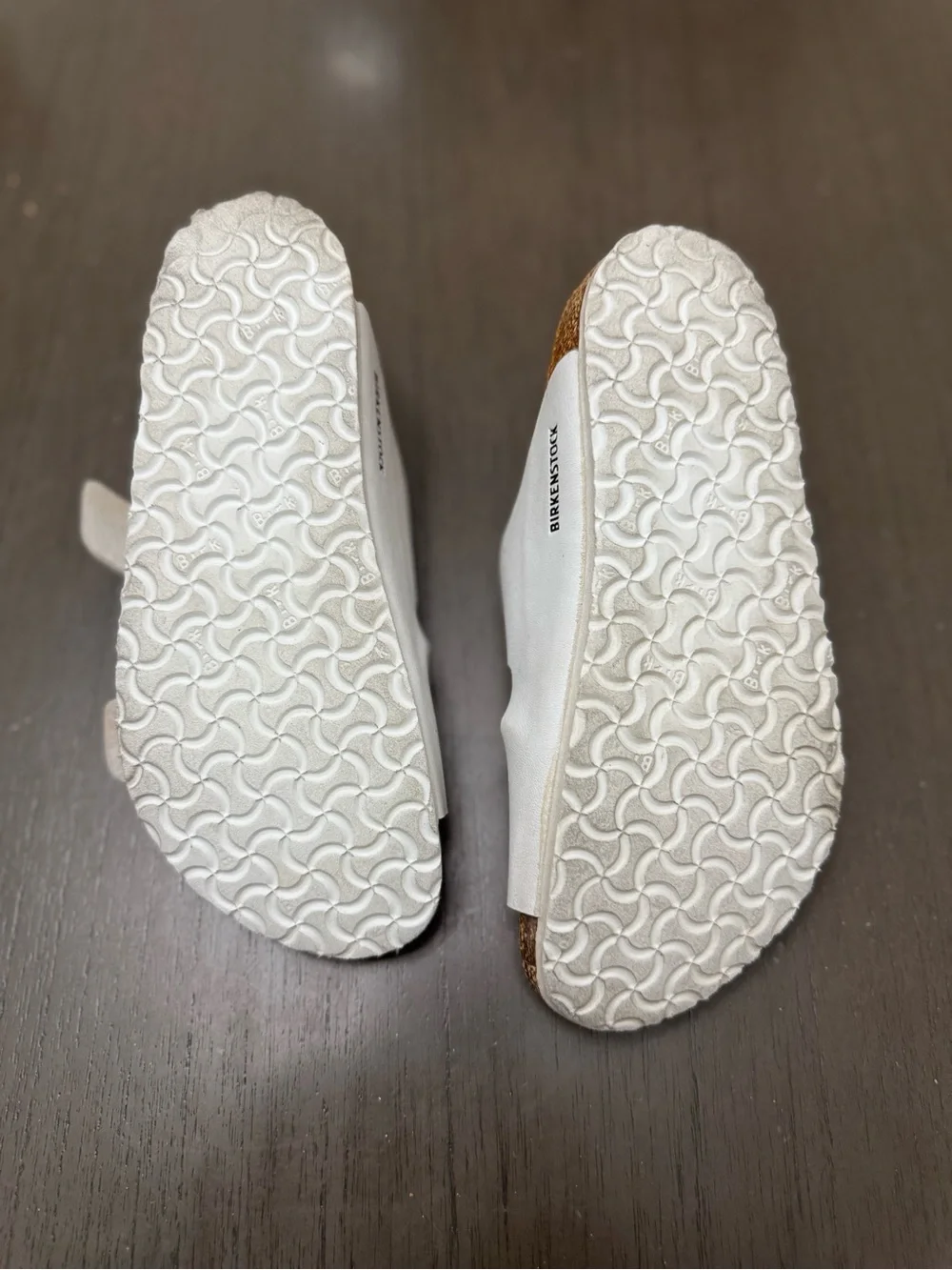Birkenstock Size 33 (big kids 2) White Arizona